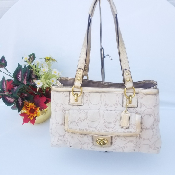 Coach Handbags - COACH PURSE WOMEN TAN COLOR